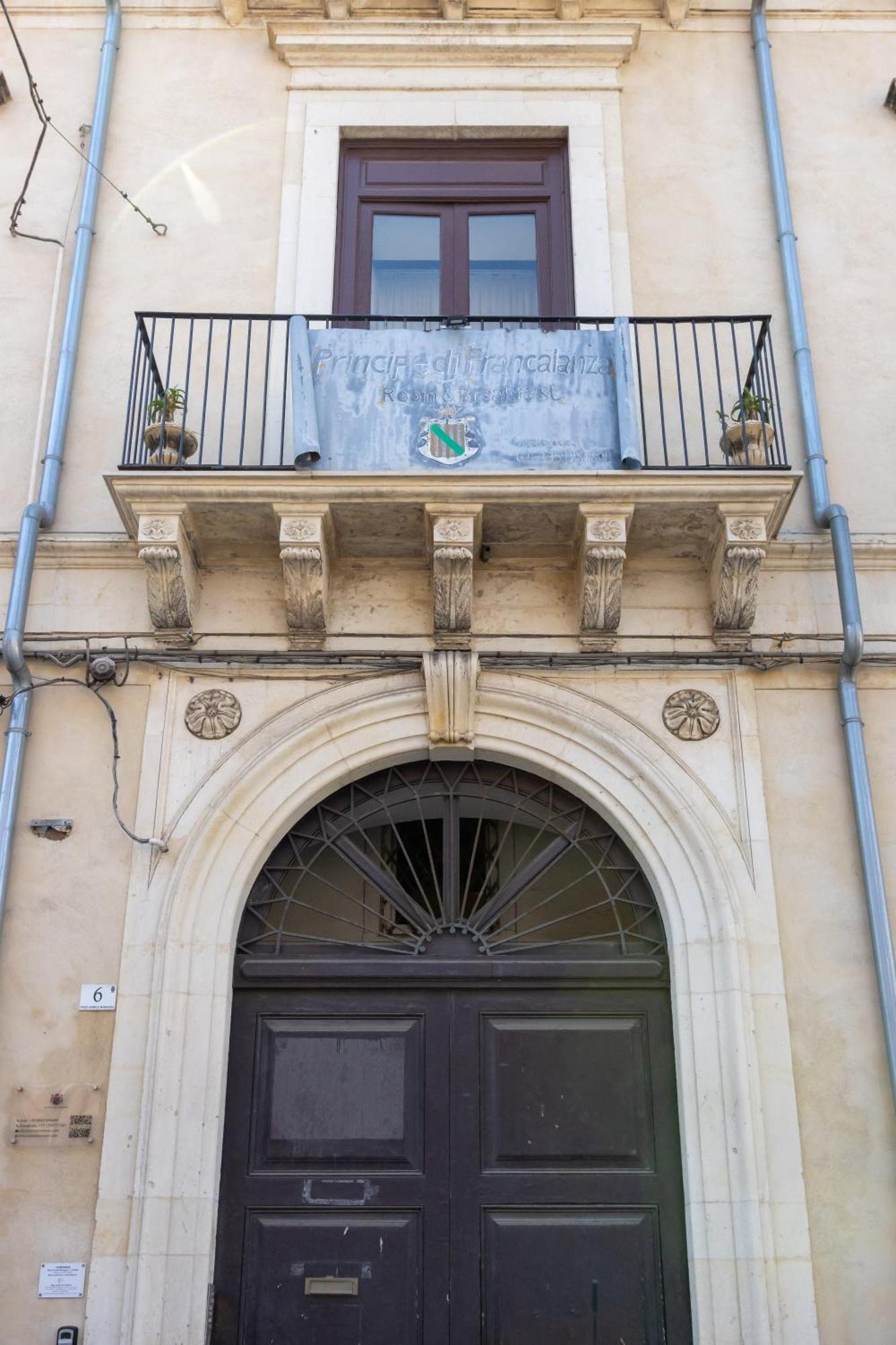 Principe Di Francalanza Bed & Breakfast